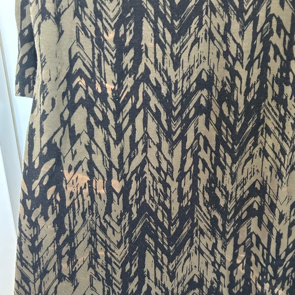 Green Thin Long Sleeve Dress - Picture 2 of 8